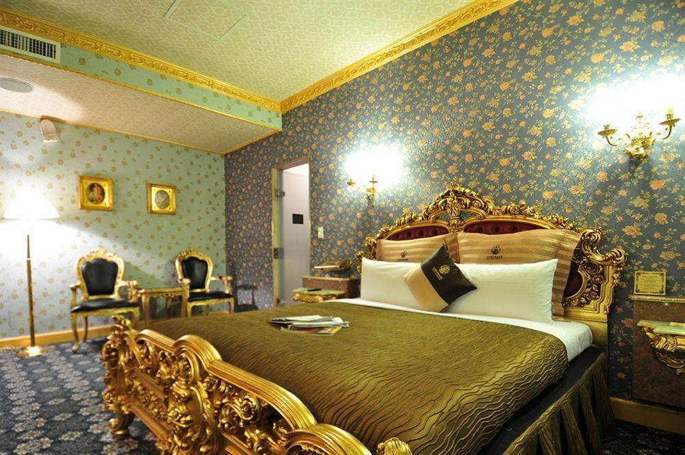 The We Hotel Taipei Bagian luar foto
