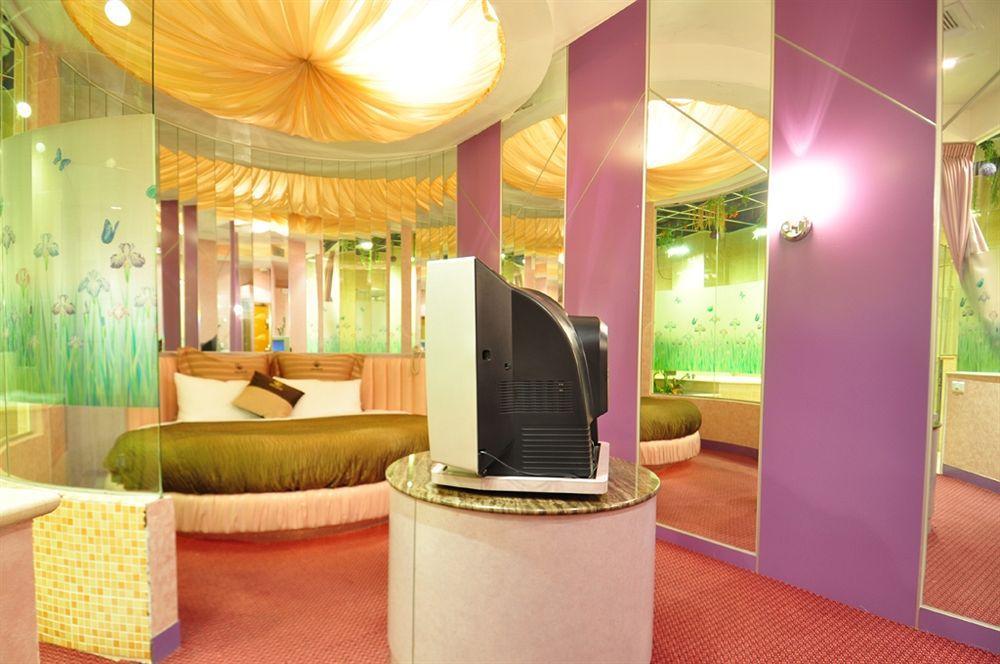 The We Hotel Taipei Bagian luar foto