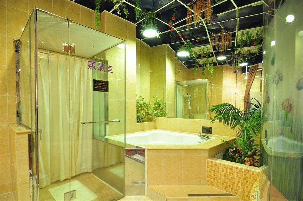 The We Hotel Taipei Bagian luar foto